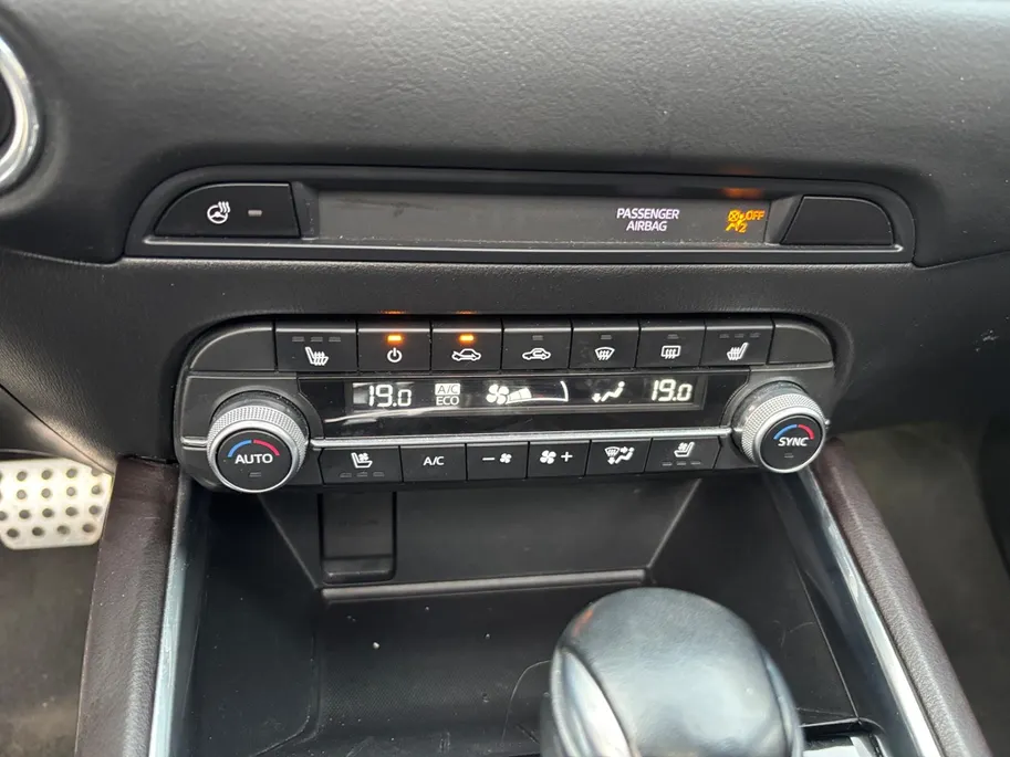 Mazda CX-5 2.0 SkyActiv-G 165 Signature | Schuif/kanteldak | 360 graden camera | Wegklapbare Trekhaak | Adaptieve Cruise Control | Navigatie | BOSE | Leder | 19' Lichtmetalen velgen