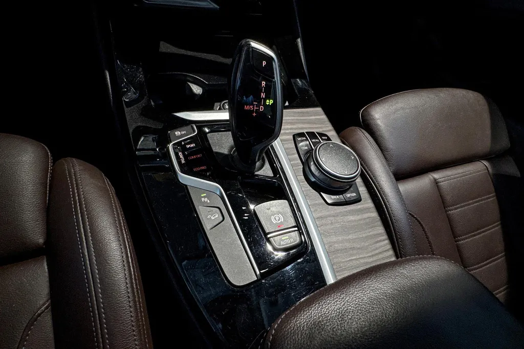 BMW X3 xDrive30i High Executive