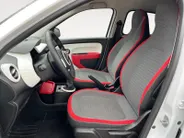 Renault Twingo 1.0 SCe Collection | Airco | Cruise Control | Bluetooth Audiosysteem | Parkeersensoren | LED Dagrijverlichting | Elektrische ramen | *44.000km*