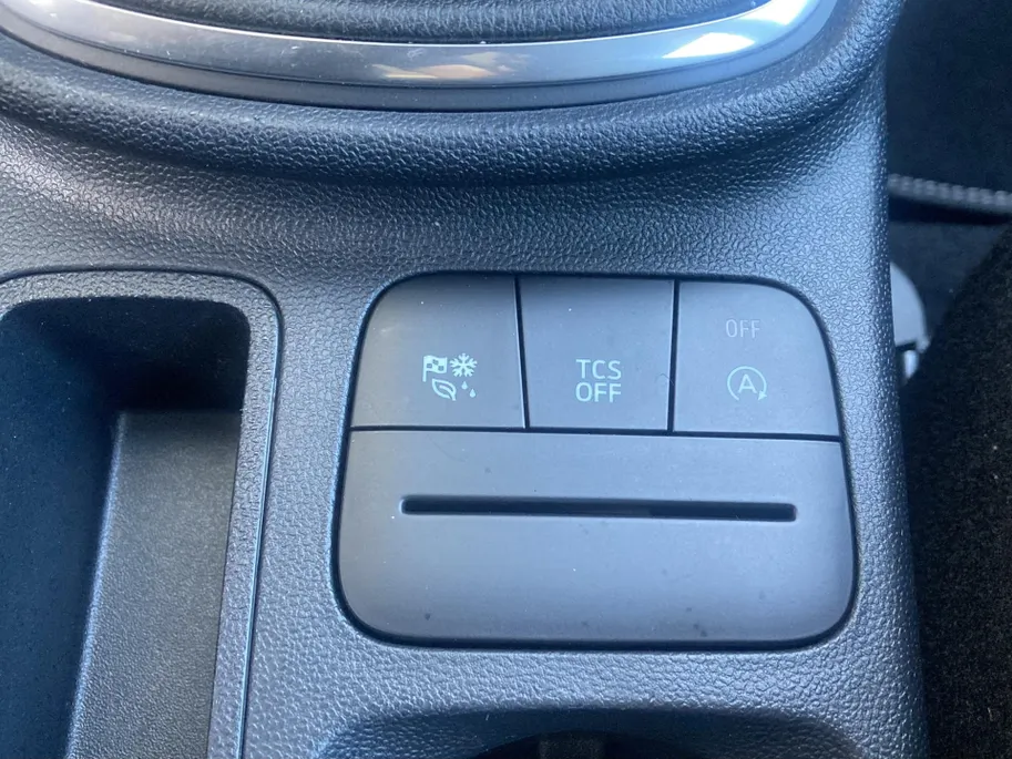Ford Fiesta 1.0 EcoBoost 95 pk Titanium Apple Carplay/ Android Auto - Climate Control - Parkeersensoren achter