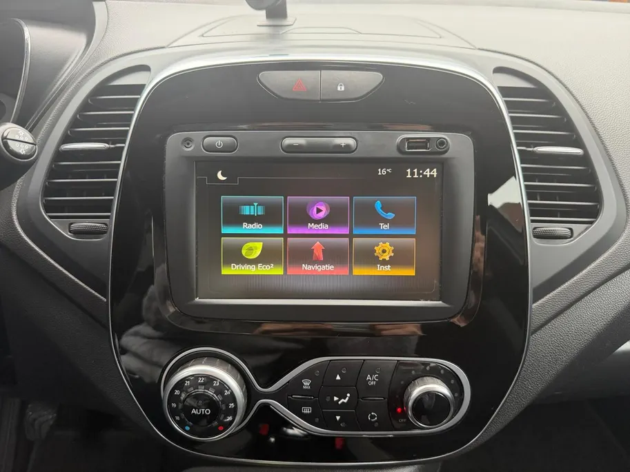Renault Captur 1.3 TCe Intens | Camera | Parkeersensoren | Navigatie | Bluetooth | Cruise & Climate Control | All Season Banden | 12 Maanden BOVAG Garantie
