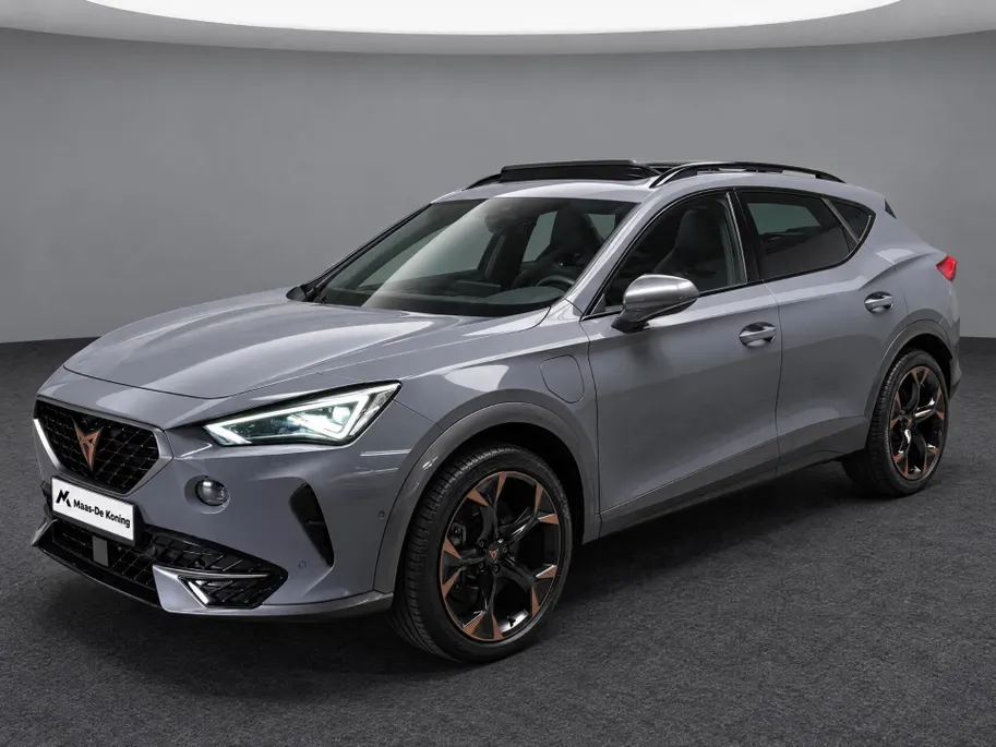 CUPRA Formentor 1.4e-Hybrid 180kW/245PK VZ · Panoramadak · Trekhaak · 360°Camera + Parkeersensoren