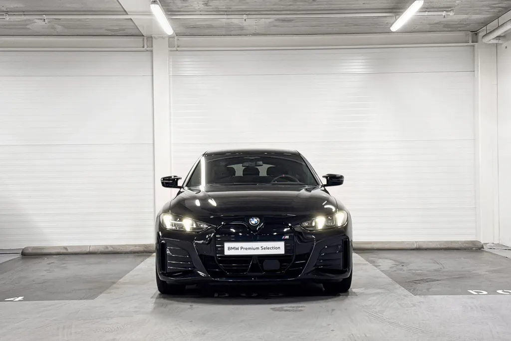 BMW i4 M60