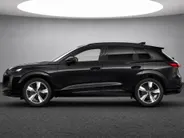 Audi Q3 1.5 200kW e-hybrid S edition 272 PK · Tech plus · Trekhaak Elek. wegklapbaar · Glazen panoramadak