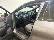 Renault Captur 145PK E-Tech Full Hybrid Techno Automaat | Navi | Camera | Parkeersensoren | Apple CarPlay/Android Auto | Adaptive Cruise Control | Digital Cockpit | Lichtmetalen Velgen | Full LED |