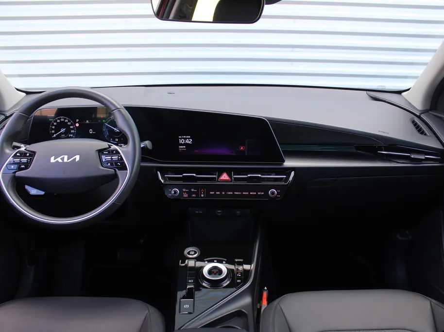 Kia Niro 1.6 GDi Hybrid DynamicLine | Camera | Clima | Cruise | Navi | 16" LM | Keyless | Apple Carplay/Android Auto |