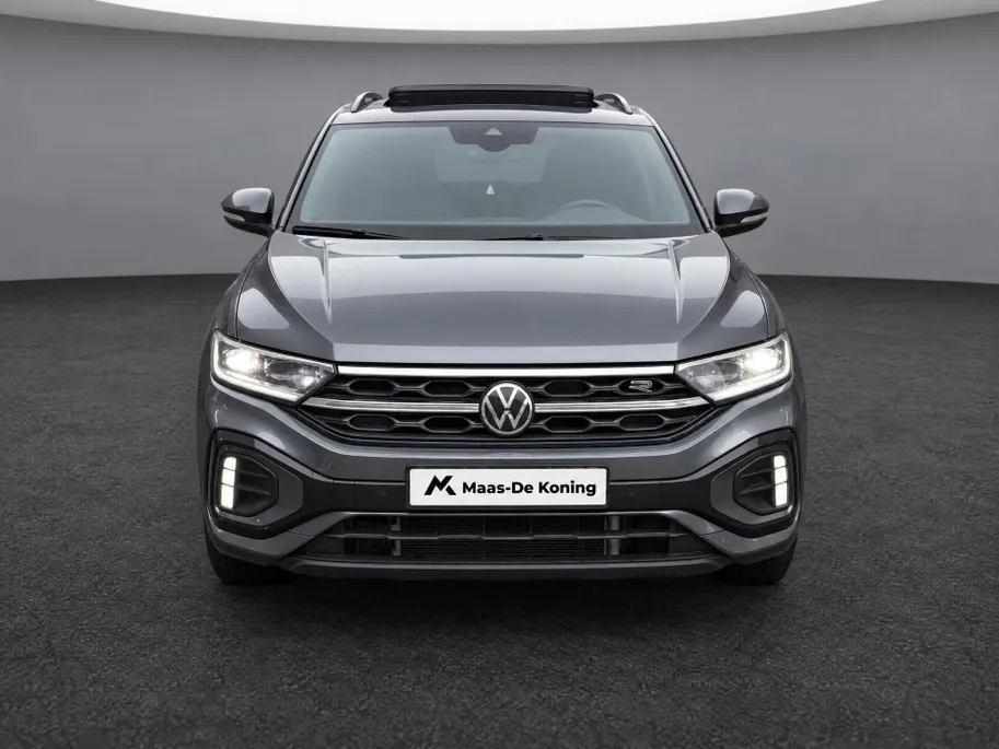 Volkswagen T-Roc 1.5 TSI 150pk DSG R-Line · Panoramadak · Camera · Keyless · Stuur- & Stoelverwarming · Elek. Achterklep · Dodehoeksensor · Garantie t/m 14-07-2027