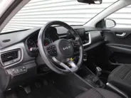 Kia Stonic 1.0 T-GDi MHEV DynamicLine | Camera | LED | Apple Carplay/Android Auto | Airco | Cruise | 15" LM |