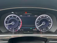 Volkswagen Tiguan 2.0 TSI 4Motion Highline | Trekhaak | Adapt. Cruise Control | Stoelverwarming | Climate Control | Parkeersensoren |