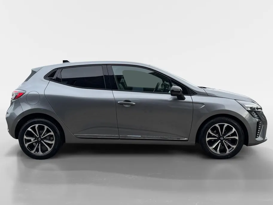 Renault Clio 90PK TCe GPF Techno | 9,3' Navi | Camera | Parkeersensoren | Cruise Control | Climate Control | Licht & Regen Sensor | Apple CarPlay/Android Auto | Full LED | Lichtmetalen Velgen |