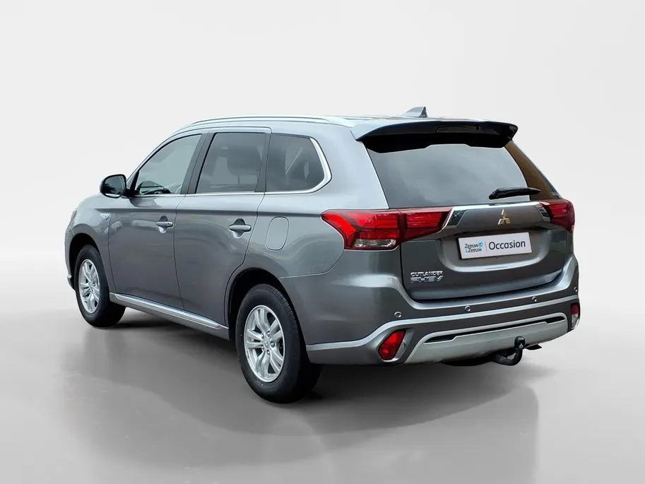 Mitsubishi Outlander 2.4 PHEV Pure Automaat | Trekaak | Andriod/Apple car play