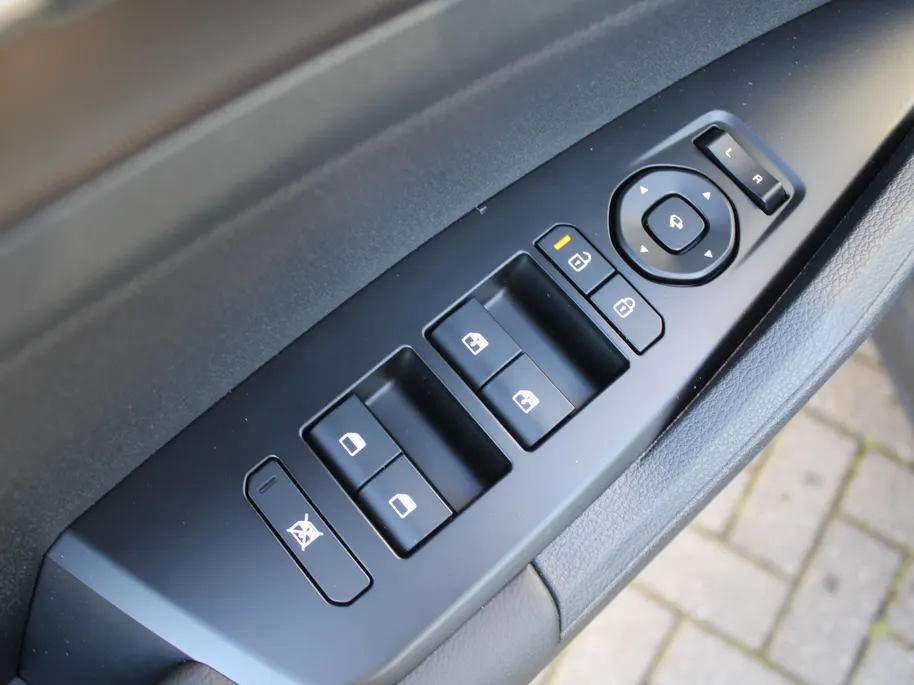 Kia Sportage 1.6 T-GDi Hybrid DynamicPlusLine | Automaat | Direct leverbaar | Tot € 3.000 inruilvoordeel bij aanschaf |