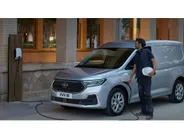 Ford Transit Connect 1.5 EcoBoost PHEV L2 Limited | 17' LM Velgen | Achteruitrijcamera | BLIS | Navigatiesysteem | TE BESTELLEN | Dual Zone Climate Control