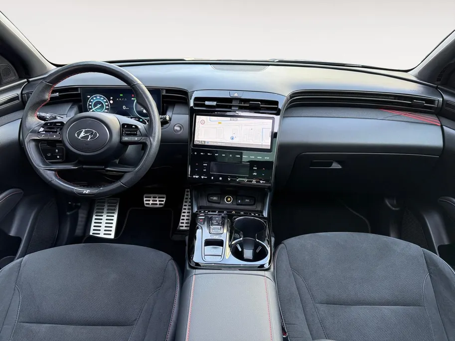 Hyundai Tucson 1.6 T-GDI PHEV N Line Sky 4WD | Pano | Trekhaak | Stoelventilatie/Verwarming | Stuurverwarming | 360 Camera | Keyless | Elektrische klep |