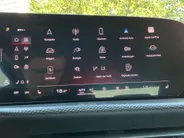 Audi Q5 2.0TFSIe-hybrid 220kW/299PK S Line quattro · Panoramadak · 360°Camera + Parkeersensoren · Apple/Android Car Play · Garantie t/m 25-09-2029 of 80000km.