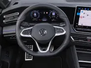 Volkswagen Tiguan 1.5eHybrid 200kW/272PK R-Line · Panoramadak · Trekhaak · 360°Camera + Parkeersensoren · Garantie t/m 20-07-2030 of 100000km.