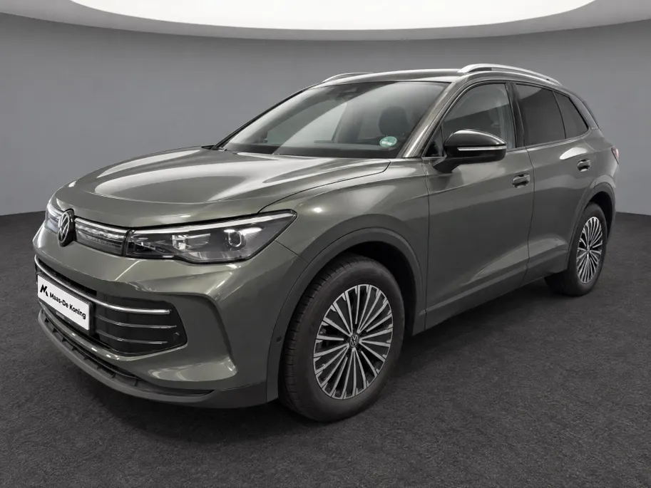 Volkswagen Tiguan 1.5 eTSI 130pk DSG Life Edition · 360 Camera · Inklap. Trekhaak · Dodehoeksensor · Apple/Android Car Play · Parkeerassistent ·