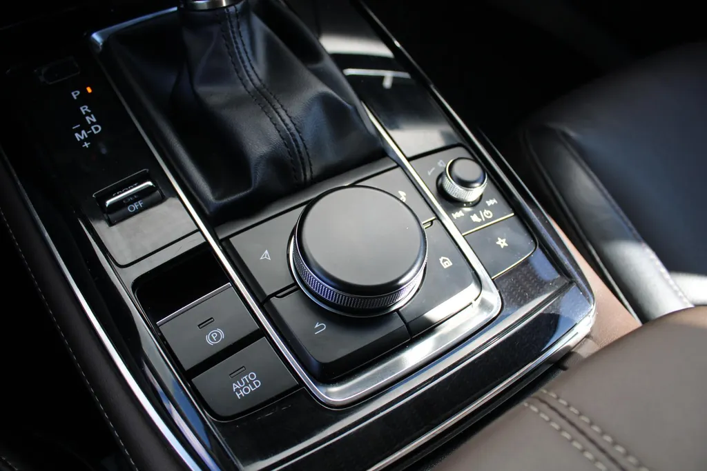 Mazda CX-30 2.0 SkyActiv-G Comfort | Automaat | Cruise | PDC | 16' LM | Navi | Leer | Trekhaak |