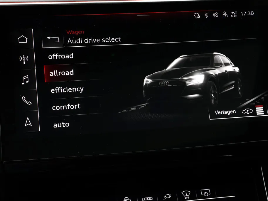 Audi e-tron 55 300kW/408PK S Line 95Kwh · SOH 94,6% · Panoramadak · Leder/Alcantara · 360°Camera + Parkeersensoren · Stoelverwarming ·