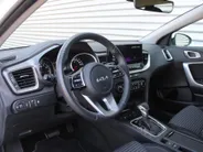 Kia Ceed Sportswagon 1.5 T-GDi DynamicLine | Airco | Cruise | Camera | Navi | 16' LM | LED | PDC |