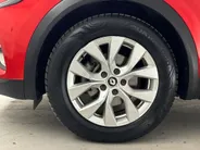 Renault Captur 1.6 E-Tech PHEV 160 Intens | Groot Scherm + Navigatie | Parkeercamera | Cruise Control