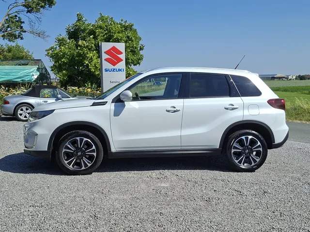 Suzuki Vitara 1.4 Boosterjet Style Smart Hybrid NL-auto | rijklaarprijs!!