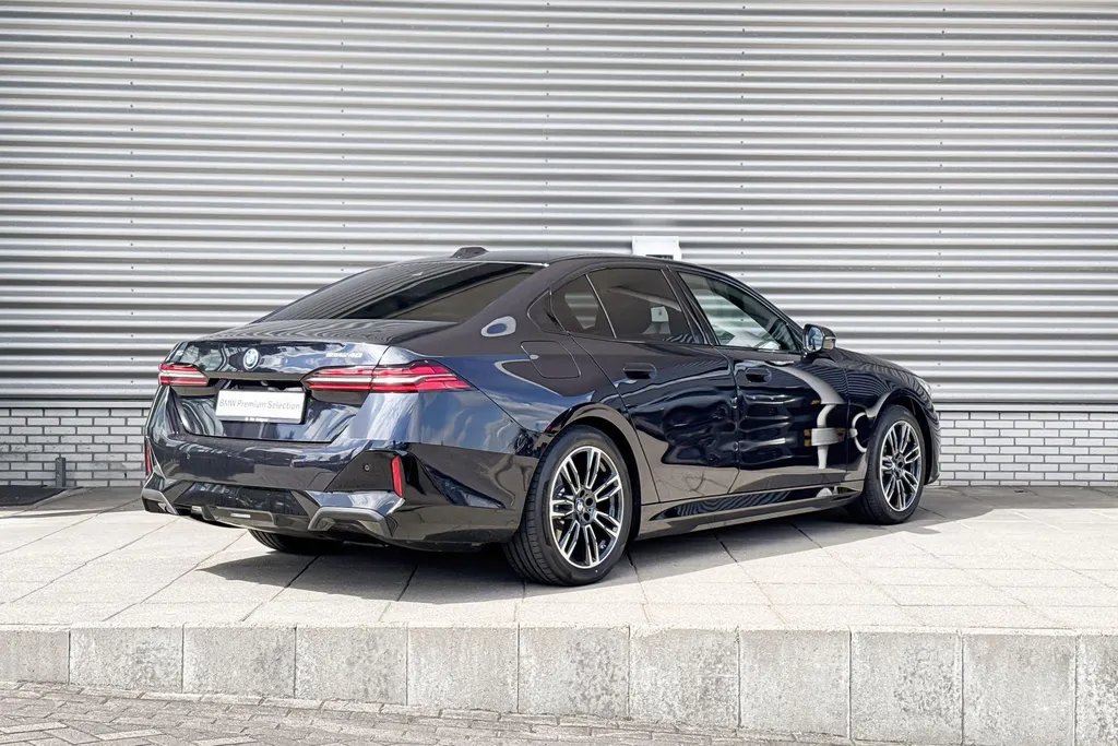 BMW i5 Sedan eDrive40 M Sport Edition 84 kWh