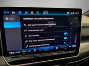 Volkswagen Golf 1.5 eHybrid 272pk DSG GTE · Panoramadak · Camera · Inklap. Trekhaak · Leder Vienna · Head-Up Display · Stuur-& Stoelverwarming + verkoeling · Garantie t/m 15-06-2030 of 100.000km