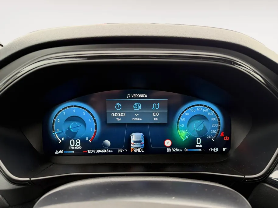 Ford Focus Wagon 1.0 EcoBoost Hybrid ST Line X | 155 pk | Automaat | Adapt. cruise control | BLIS | Pano dak | Parkeersensoren voor en achter | Achteruitrijcamera | 17' lichtmetalen velgen | Privacy glas | Fabrieksgarantie |