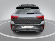 Volkswagen T-Roc 1.5TSI/150PK R-Line Business+ · Panoramadak · Trekhaak · Camera · Apple/Android Car Play · Navigatie · Stoelverwarming · Garantie t/m 09-10-2027 of 100000km.