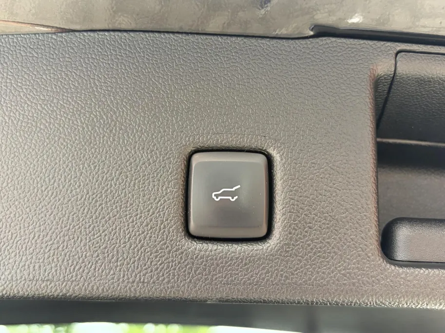Ford Kuga 2.5 PHEV 225 pk Titanium X BLISS - B&O Audio - Halflederen bekleding - Winter Pack - Elektrische achterklep
