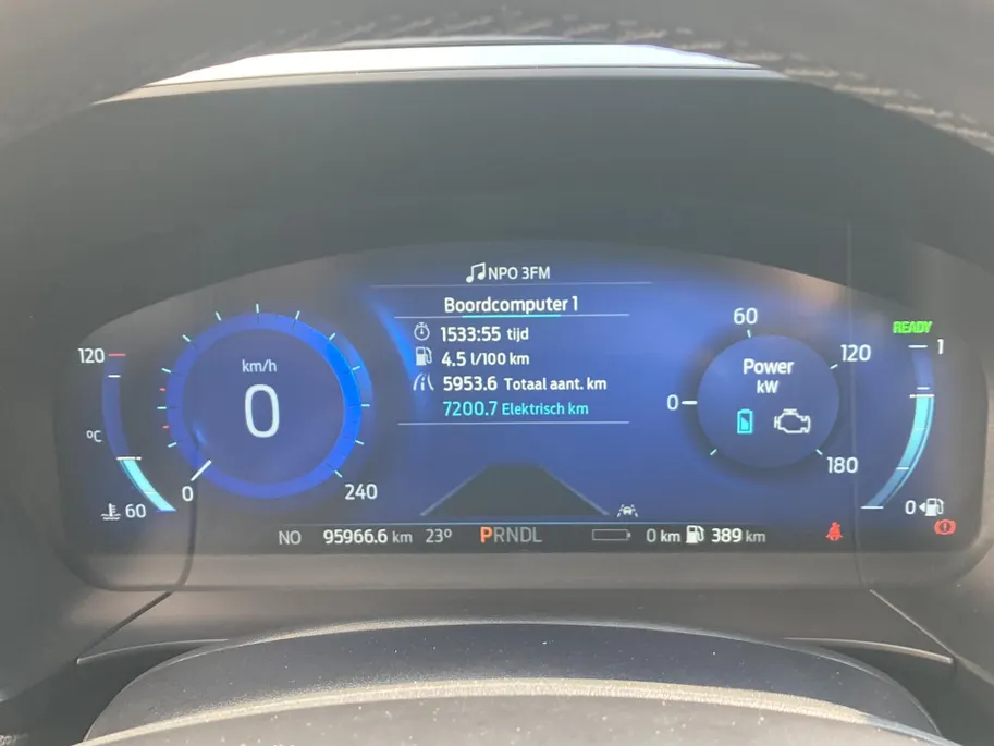 Ford Kuga 2.5 PHEV 225 pk Titanium Trekhaak - Navigatie - Apple Carplay/Android Auto - Camera - Draadloos opladen telefoon