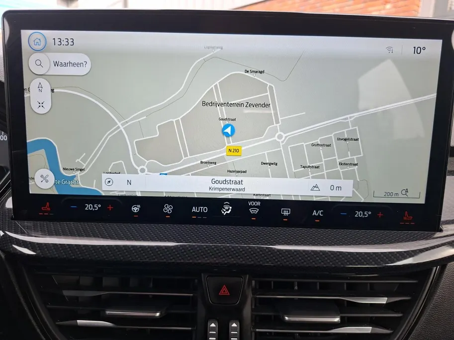 Ford Focus Wagon 1.0 EcoBoost Hybrid ST Line | NL-Auto | Dealeronderhouden | Winter Pack | Climate Control | Parkeersensoren | 17' Lichtmetaal | Apple Carplay&Android Auto | Led Koplampen |