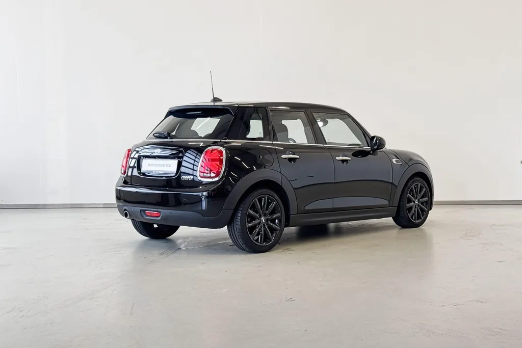 MINI Cooper 5-deurs Cooper Chili Business Plus
