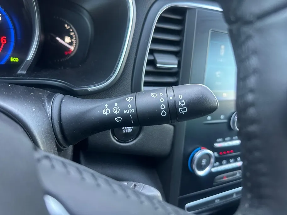 Renault Mégane 1.2 TCe Limited | Climate | Cruise | Apple carplay | LM Velgen |