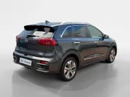 Kia e-Niro DynamicLine 64 kWh | Zeer nette auto | SoH 100% | Navigatie | Apple CarPlay & Android Auto | Achteruitrijcamera |