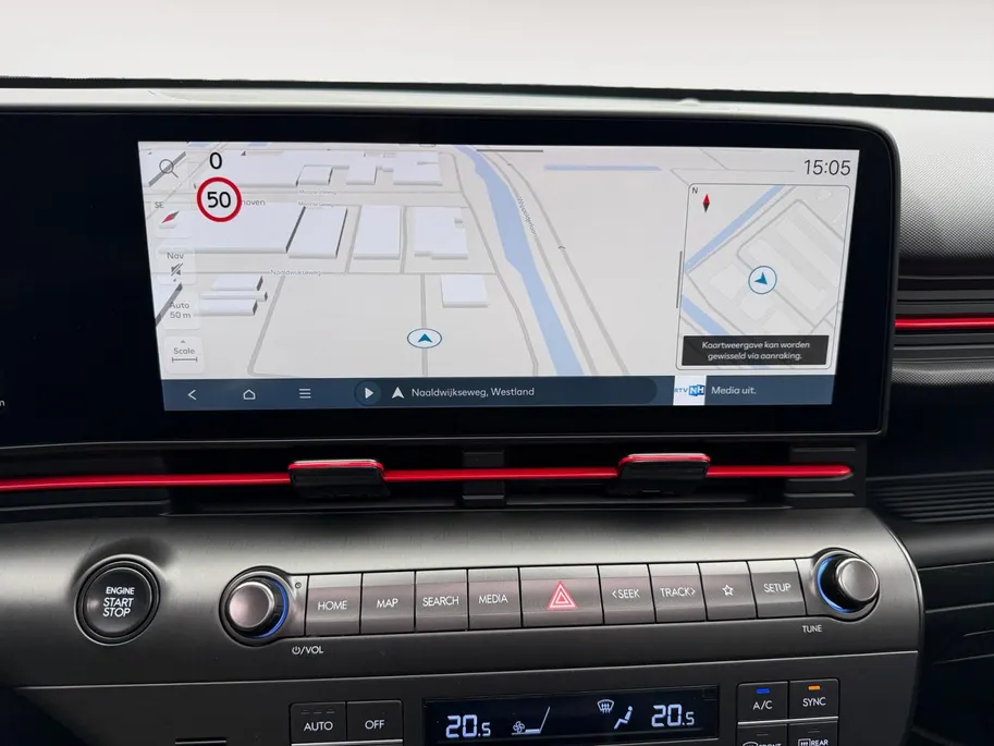 Hyundai Kona 1.6 GDI HEV N Line Sky | Schuif-/kantel dak | 360 camera | Apple Carplay/ Android Auto | Stoelverwarming voor & achter | Stoelventilatie |  Navigatie |