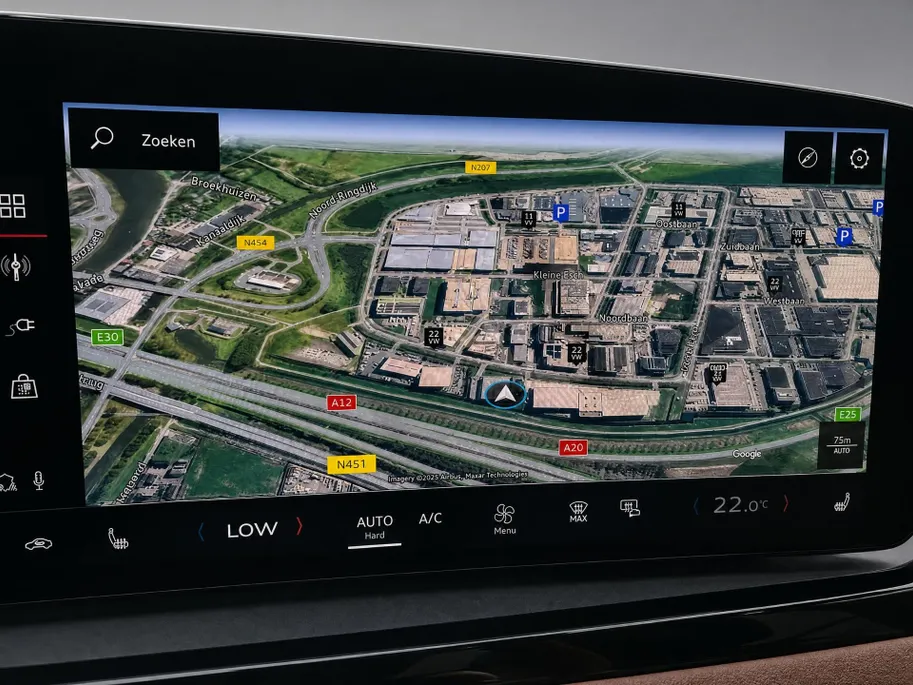 Audi A6 Avant Advanced edition e-hybrid 299 PK · Tech plus · Privacy glas ·
