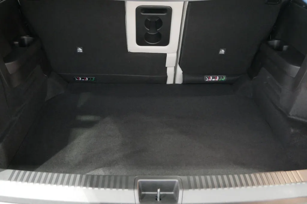 Renault Espace E-Tech full hybrid 200 iconic 5p. | Profiteer nu van €4.000,- Zeeuw & Zeeuw voorraadkorting | Harman Kardon | SolarBay panoramadak | Uit voorraad leverbaar op = op |