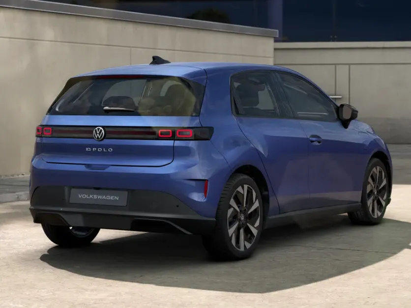Volkswagen ID. Polo Life First Edition 52 kWh accu, 211 PK · Achteruitrijcamera · Draadloze telefoonlader · Stuurwiel verwarmd · Stuurwiel multifunctioneel ·