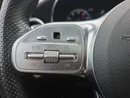 Mercedes-Benz C-Klasse 180 Business Solution AMG | Panoramadak | Cruise Control | Achteruitrijcamera | Apple Carplay/Android Auto |