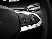 Volkswagen Tayron 1.5 eHybrid 204pk PHEV DSG Life Edition · Camera · Keyless · Stuur- & Stoelverwarming · Side Assist · Sfeerverlichting · ACC · Elek. Achterklep · Garantie t/m 30-12-2030 of 100.000km · EXTRA INRUILKORTING ·