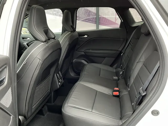 Mitsubishi Grandis 1.8 HEV Instyle | Panoramadak | Harman Kardon