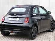 Fiat 500e Cabrio La Prima by Bocelli 42 kWh | JBL | Winter | Camera | 17' VERKOCHT