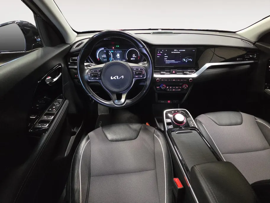 Kia e-Niro DynamicLine 64 kWh | 1e Eigenaar | Accu 99.4% | Trekhaak Afneembaar | Camera | Carplay & Android | Fabrieksgarantie | NAP