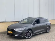 Ford Focus Wagon 1.0 EcoBoost Hybrid 155pk Autom. ST Line X Wagon Afneembare Trekhaak - B&O - BLISS - Winter Pack - Elektrische achterklep