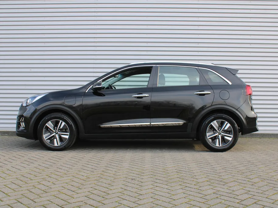 Kia Niro 1.6 GDi PHEV DynamicLine | Plug-in Hybride | Camera | Cruise adapt. | Clima | Navi | Parkeersensor v+a | Apple Carplay/Android Auto | 16' LM | Dealeronderhouden |