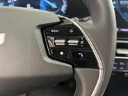 Kia Niro 1.6 GDi PHEV DynamicPlusLine Edition | Orginele Kilometerstand! | Apple Carplay / Android Auto | Navigatiesysteem | Elektrisch Verstelbare Bestuurdersstoel | Stoel + Stuurverwarming | Licht + Regensensor | Parkeersensoren Voor + Achter | Camera Achter | 1