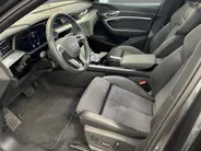 Audi e-tron 55 Quattro 408pk S Edition 95 kWh · SOH 95,8% · Panoramadak · Luchtvering · 360 Camera · Elek. Voorstoelen · Elek. Achterklep · Stoel-& Stuurverwarming · 21'' Inch ·