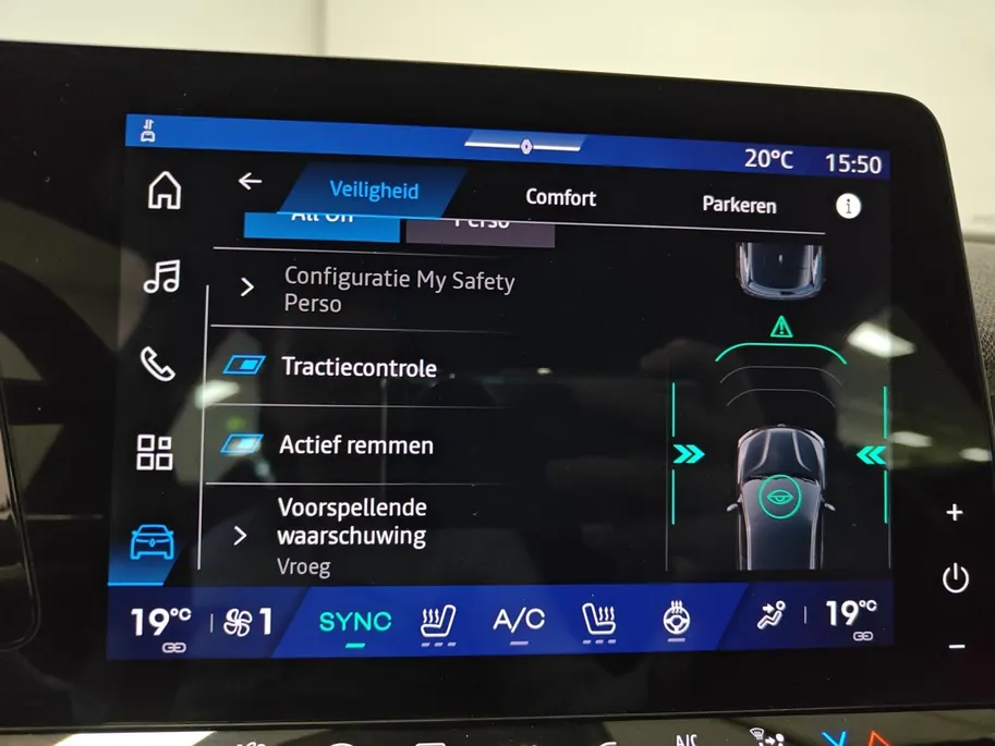 Renault Megane E-Tech comfort range Evolution 60 kWh AUTOMAAT NAVI AIRCO CAMERA CRUISE CONTROLE WARMTEPOMP APPLE CARPLAY ANDROID AUTO ZEER MOOIE AUTO